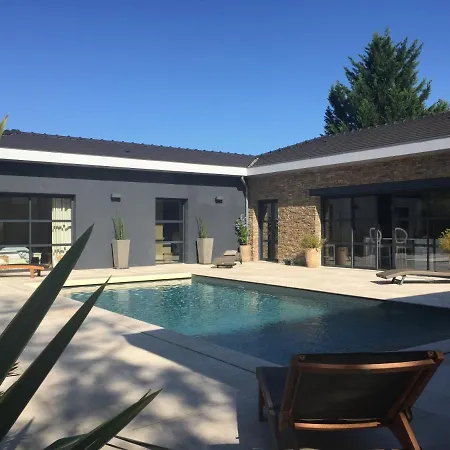 D'hote Bed & Breakfast