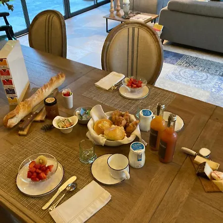 D'hote Bed & Breakfast